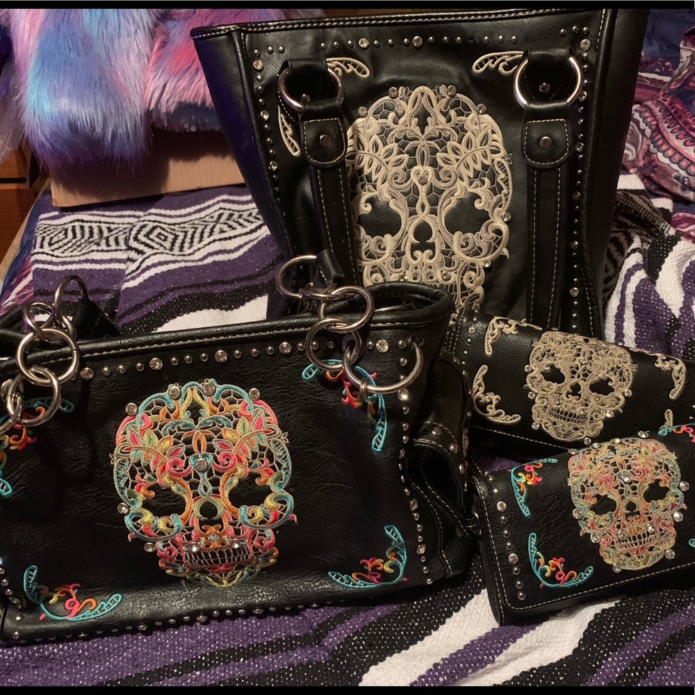 (2) Sugar Skull Montana West Purses with wallets!!